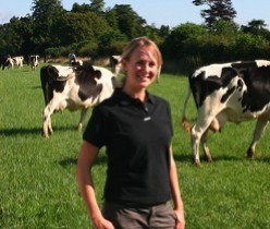 Claire Walker VetMB Cert AVP(Cattle) MA MRCVS